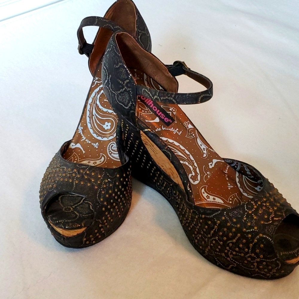 Heels by Dollhouse